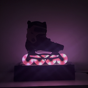 Patins Custom com Cuff Rosa + Base Híbrida + Rodas de LED 80mm Rosa