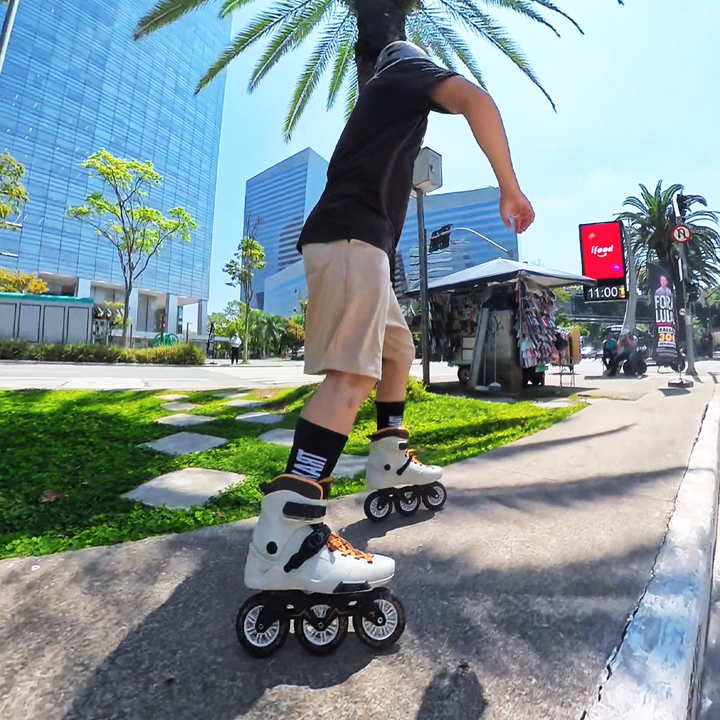 Patins Inline 3 Rodas EVOLV Marrom – 110mm HR ABEC-9 Cromo