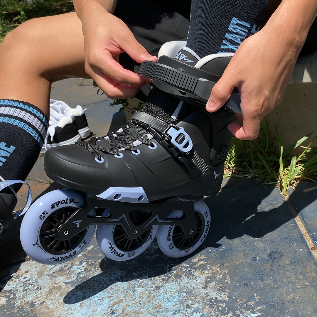 Patins Inline 3 Rodas EVOLV Preto – 110mm HR ABEC-9 Cromo