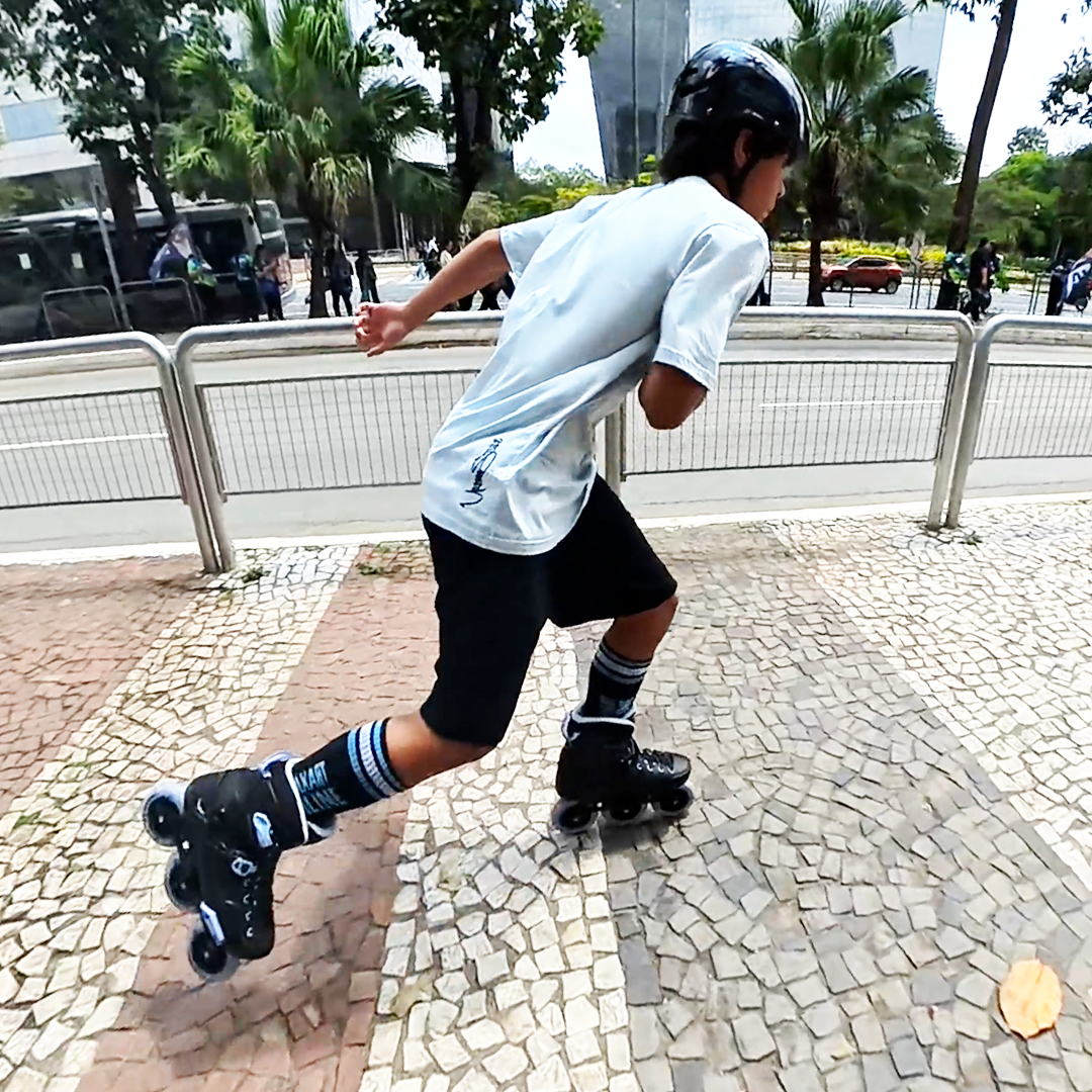 Patins Inline 3 Rodas EVOLV Preto – 110mm HR ABEC-9 Cromo