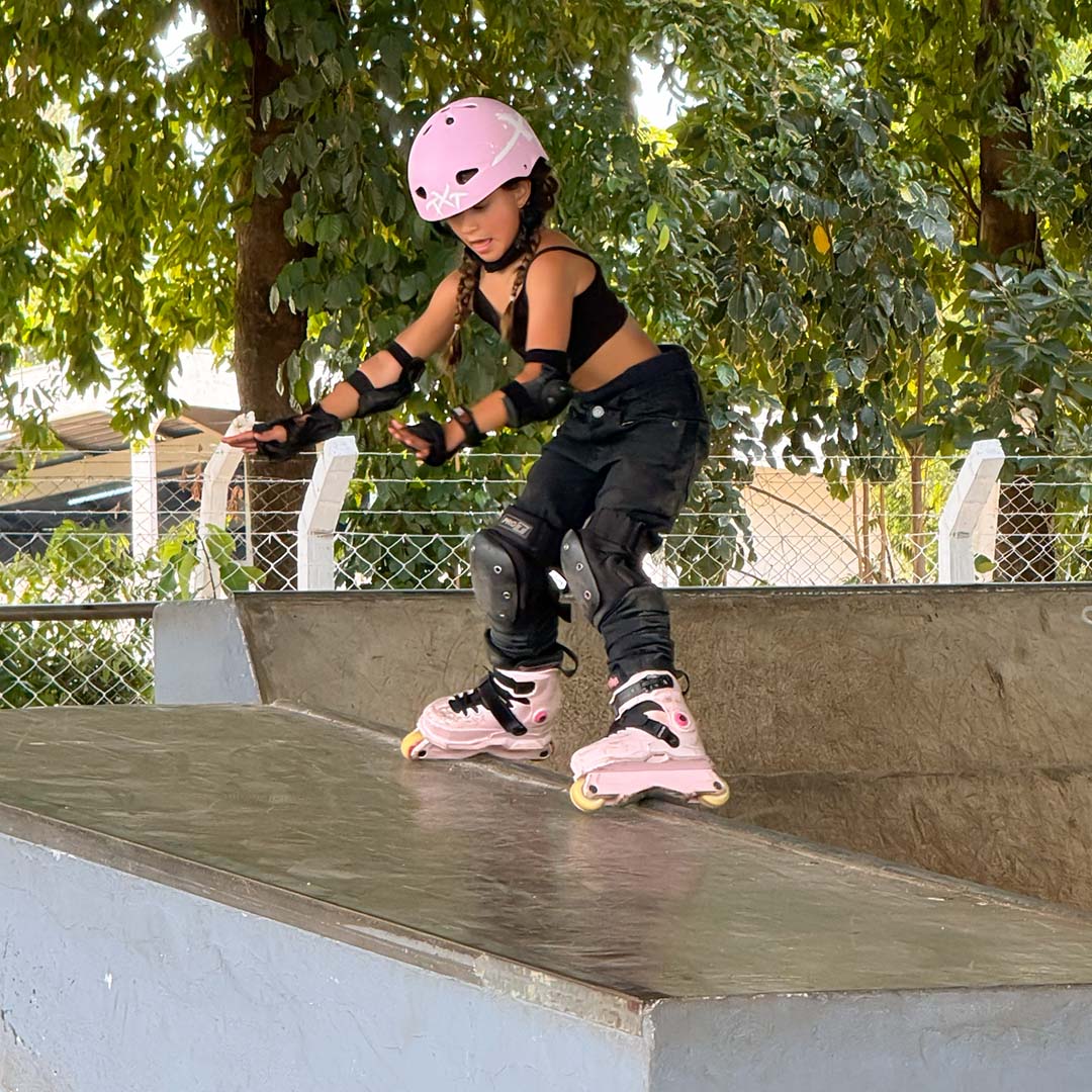 Patins Infantil Profissional Strike Rosa - 58mm ABEC-9